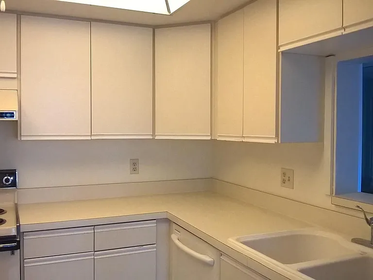 270 Promenade Dr #201 — Photo 24