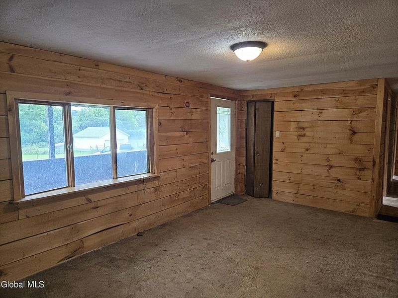 5th image of 109 Blanchard Loop
