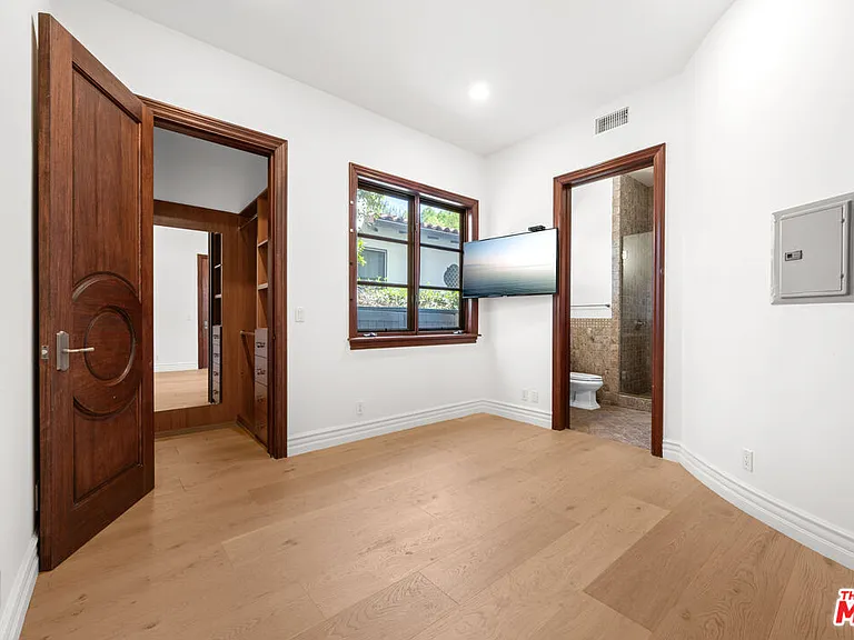 119 N Maple Dr — Photo 29
