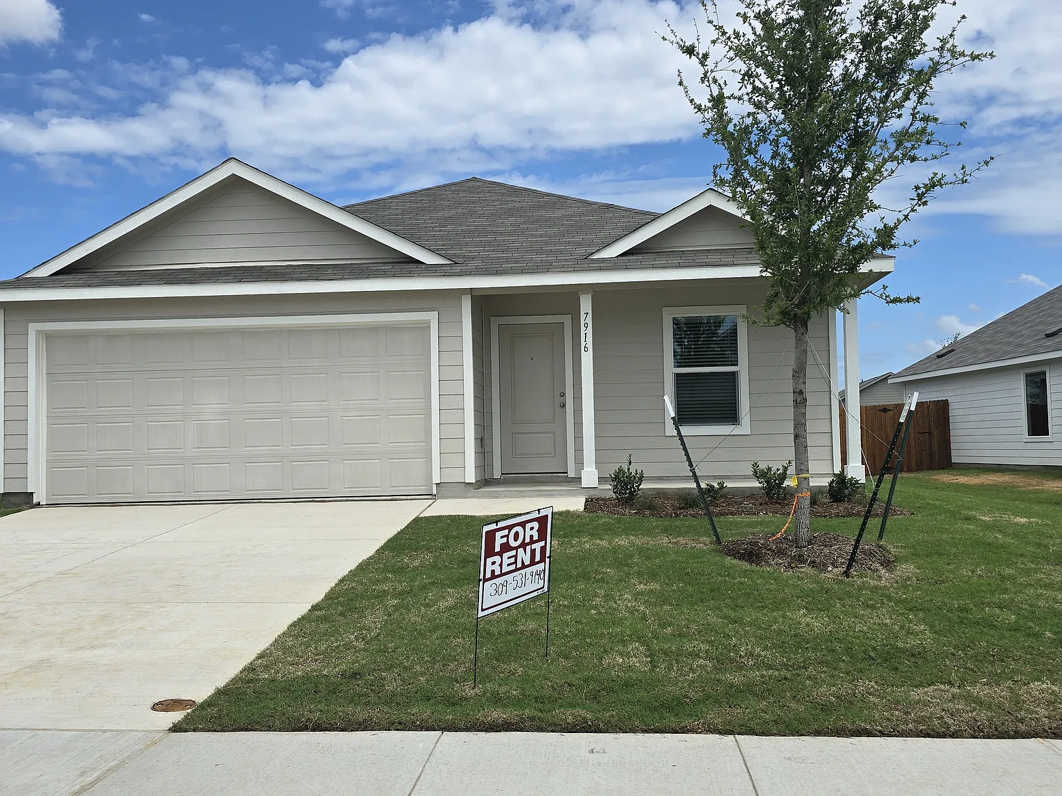 4 bed, 1667 sqft, $2,350 — Photo 3