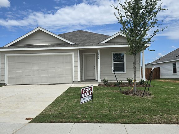 3rd image of 7916 Rutherford Ln