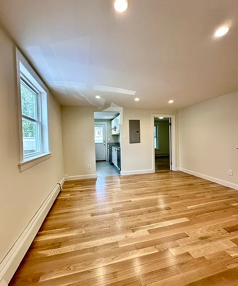 144 Robbins St #1 — Photo 7