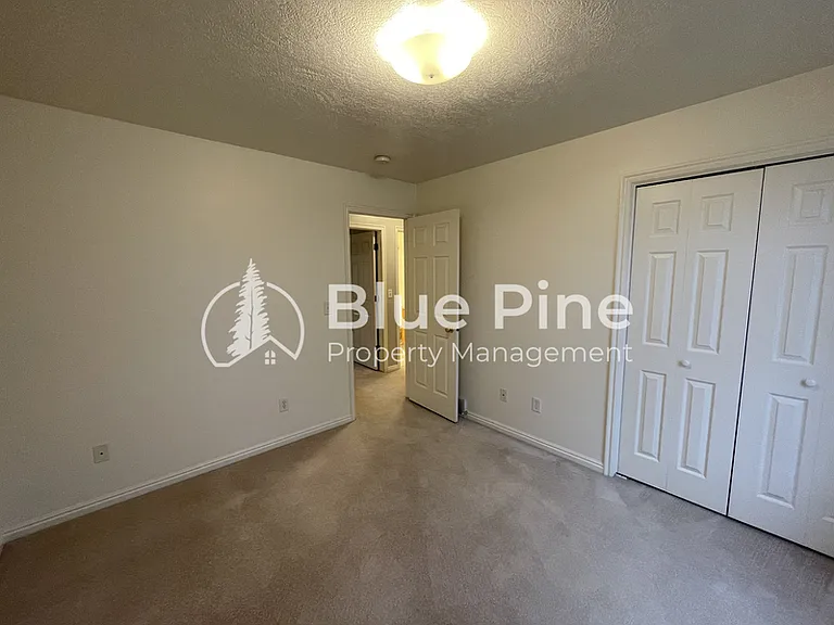 3863 Ridgeview Cir — Photo 14