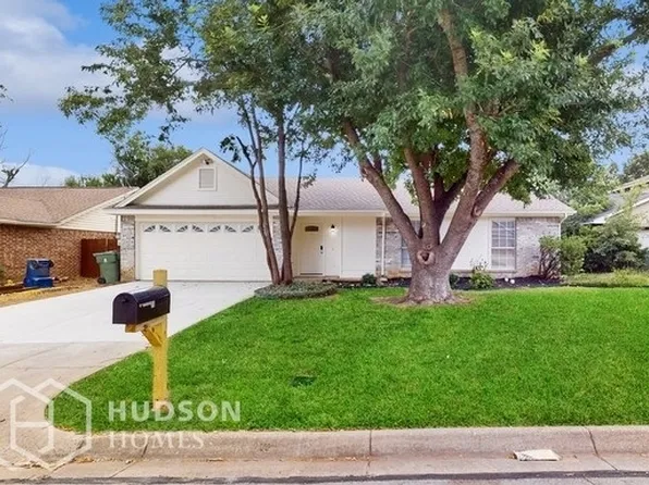 13 Atlanta Ct, Mansfield, TX 76063