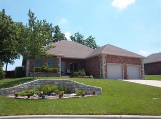 4004 N Sheedy Ave, Springfield, MO 65803