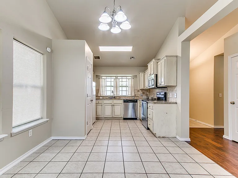 18100 Calle Way — Photo 19