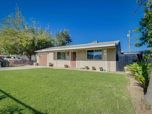 3116 S P St, Bakersfield, CA 93304