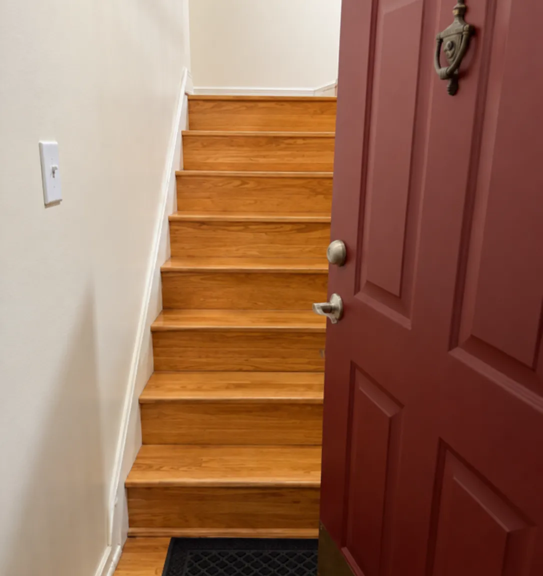 2 bed, 1.5 bath, 1276 sqft, $2,700 — Photo 3