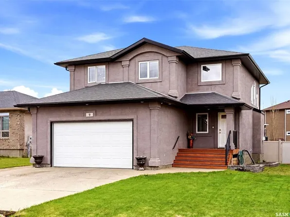9 McKenzie POINTE, White City, SK S4L 0B2