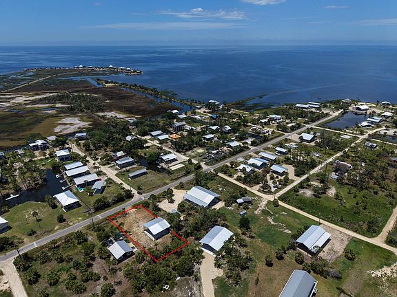 2nd image of 380 Cedar Island Rd