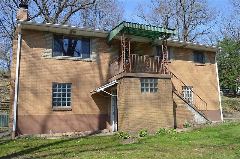 1st image of 2640 Pine Hill Dr