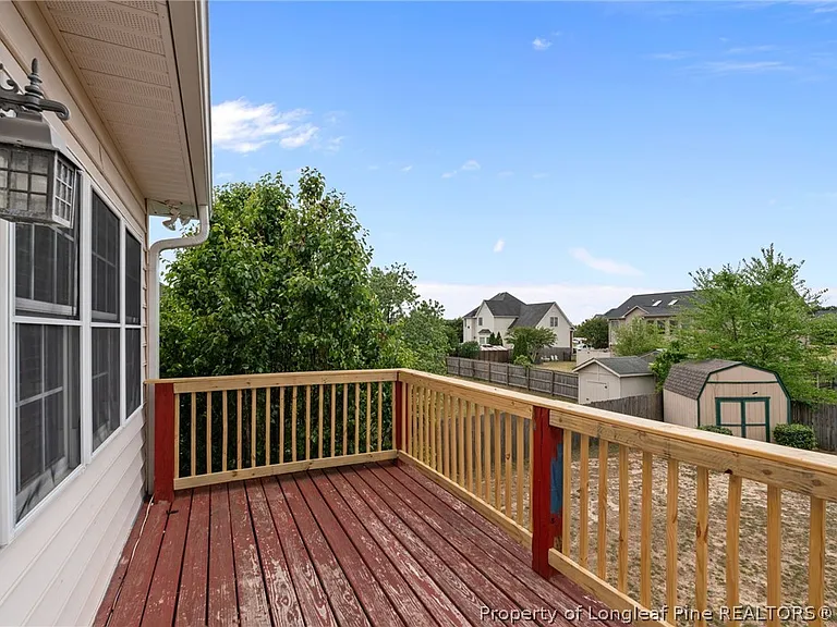 109 Canyon Ct — Photo 33