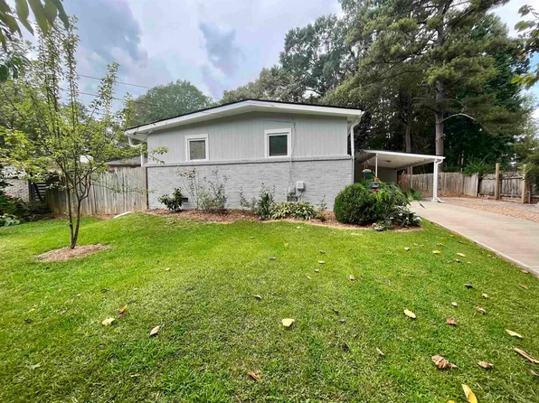 3388 Colquitt Dr, Doraville, GA 30340
