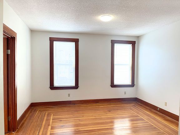 5th image of 25 Bennett St #2