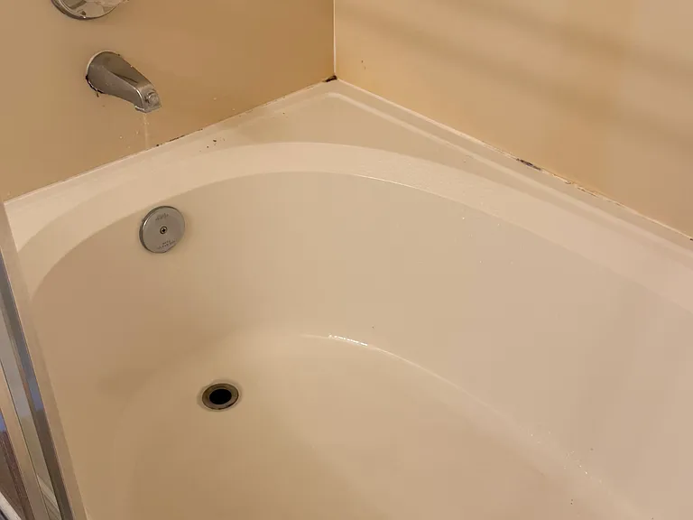 103 Tuscany Ct — Photo 34