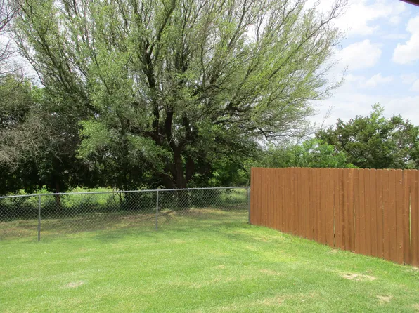 179 Armadillo Ln #B, Copperas Cove, TX 76522