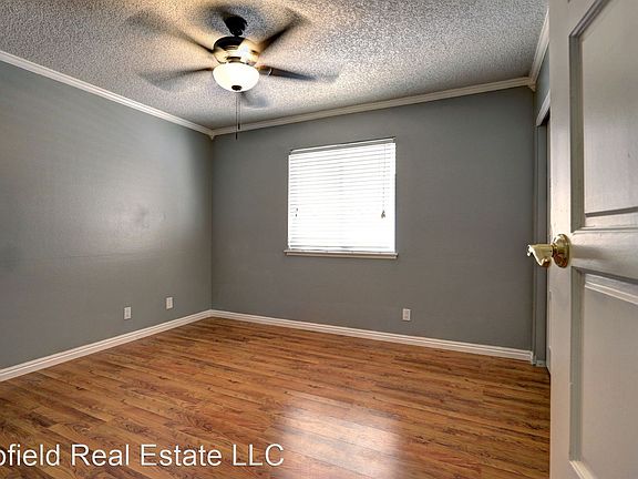 5th image of 6273 Bullion Blvd #C2