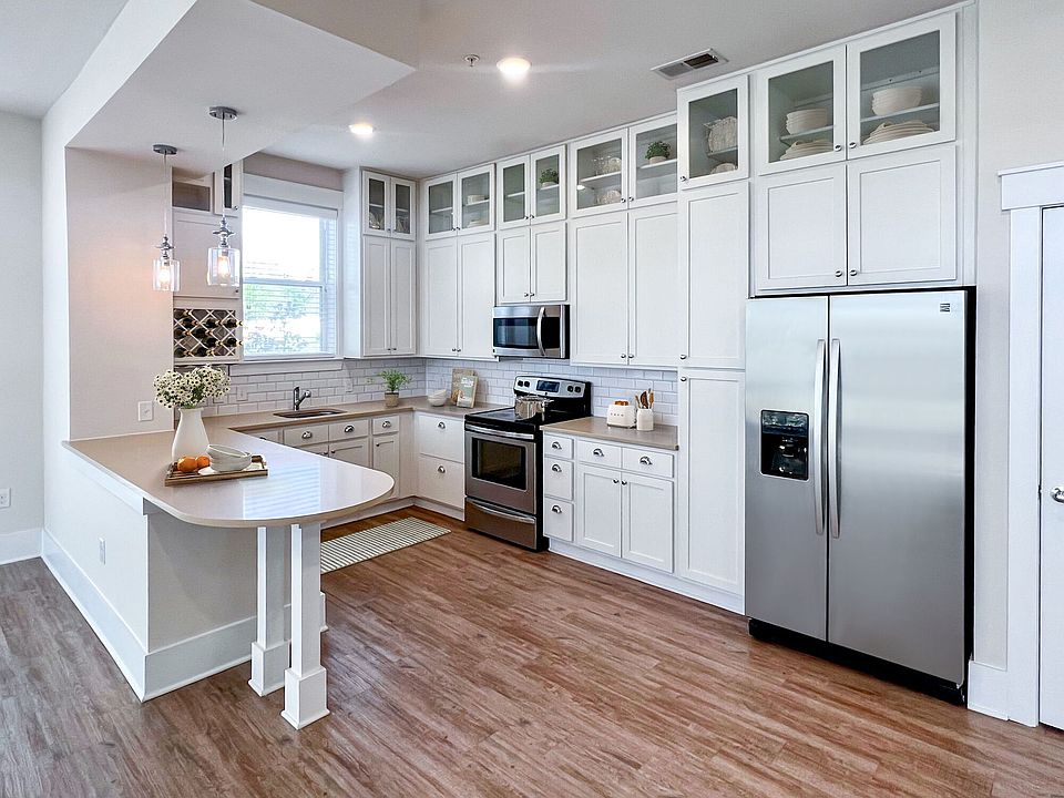 1st image of 16408 Holly Crest Ln Unit 22