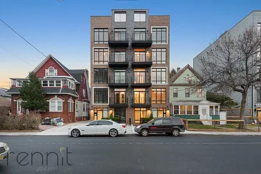 Rented by Rennit Inc.