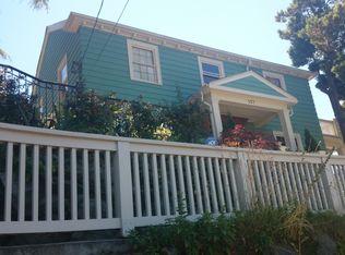 137 NW 54th St, Seattle, WA 98107