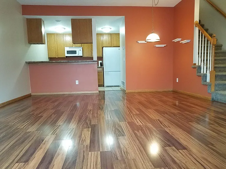 1116 NE 7th Ln — Photo 5