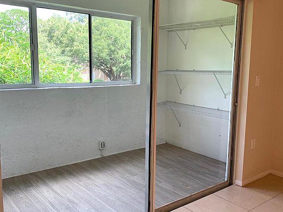 Master BR Bonus Patio