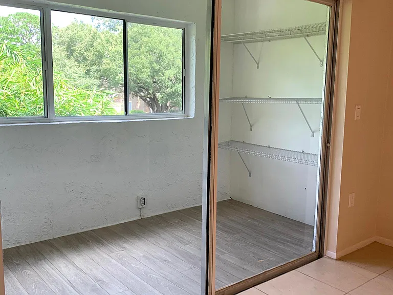 Master BR Bonus Patio