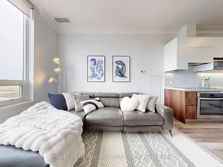 25 Water Walk Dr #Penthouse 15 — Photo 2