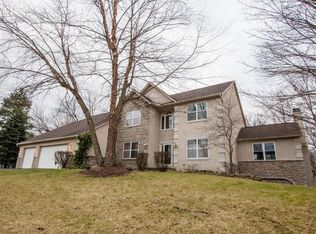 3734 Bluff Dr, Lewis Center, OH