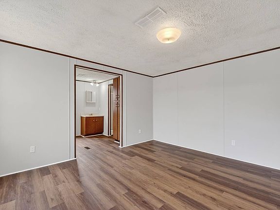 3rd image of 491 Chapman Rd Lot 6