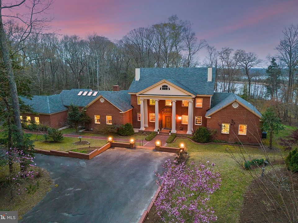 13450 Cleve Dr, King VA 22485 Zillow