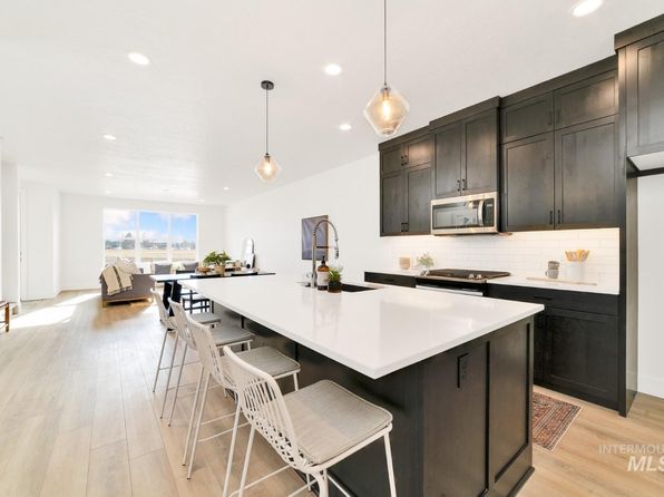 meridian-idaho-343666670 picture