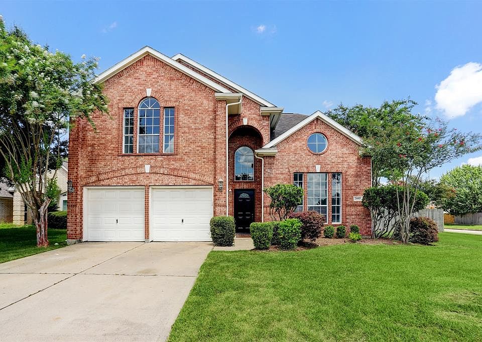 1st image of 21602 Valley Oaks Ct