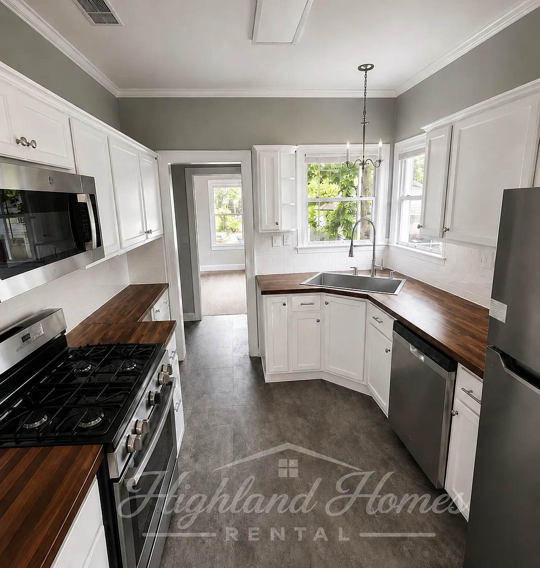 3 bed, 1401 sqft, $1,450 — Photo 2