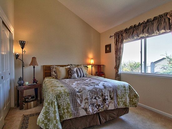 5th image of 1144 Wellington Ct