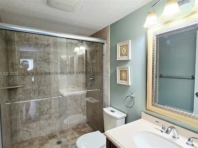 202 Foxtail Dr #G2 — Photo 11