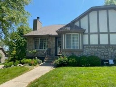 1304 NW Porter Cir, Blue Springs, MO, 64015