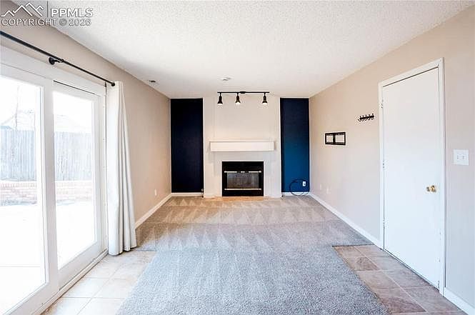 1st image of 925 Tammany Dr