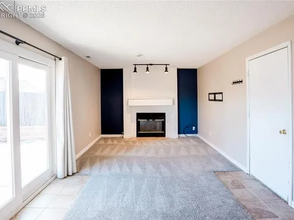 925 Tammany Dr, Colorado Springs, CO 80916