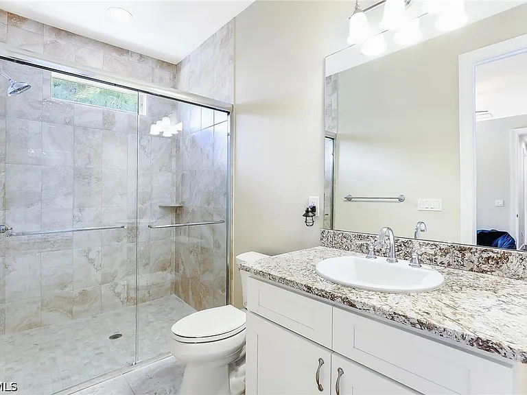 1221 La Faunce Way — Photo 14