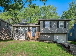 7932 NE San Rafael Dr, Kansas City, MO 64119