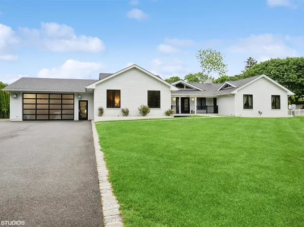2650 Wickham Avenue, Mattituck, NY 11952