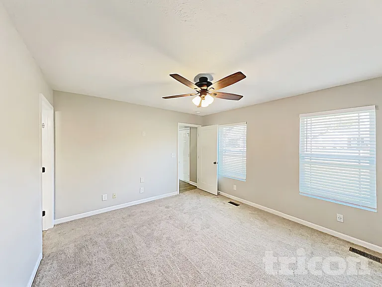 201 Stroud Dr — Photo 7