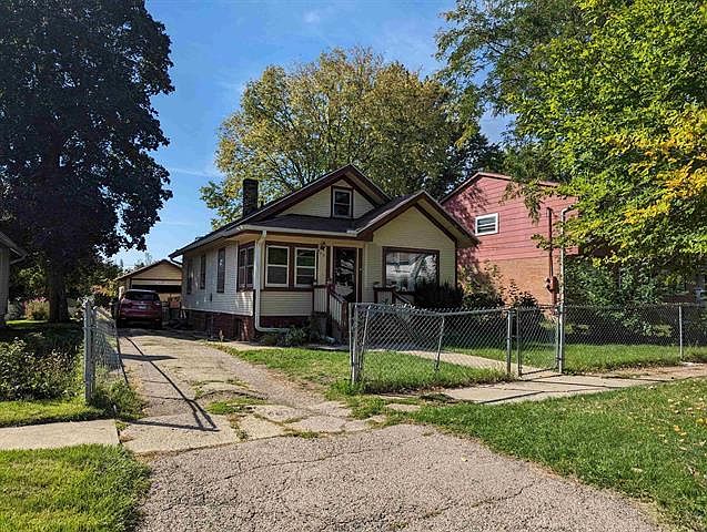 1st image of 1418 Green St