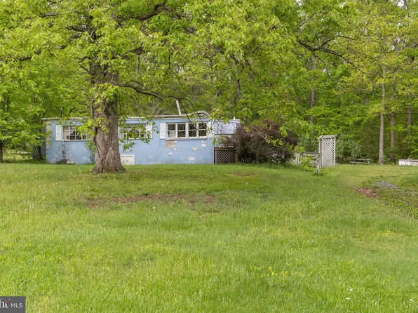 1114 Cedar Grove Rd, Winchester, VA 22603