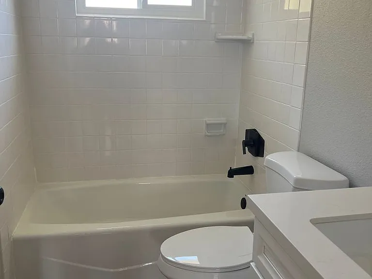 951 N Vulcan Ave — Photo 12