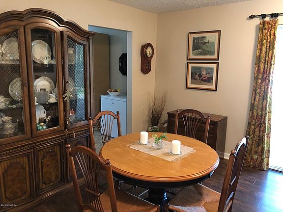 4th image of 1071 Edgewood Ave S