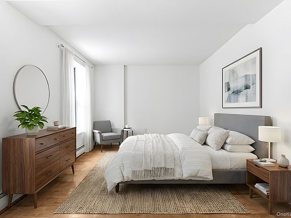 5th image of 472 Bainbridge Street #1B