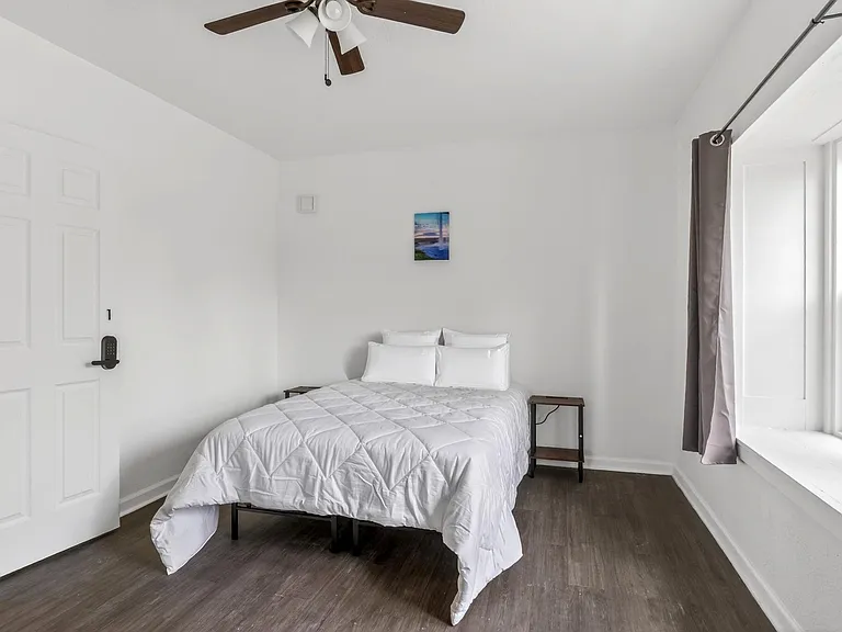 Large first floor bedroom