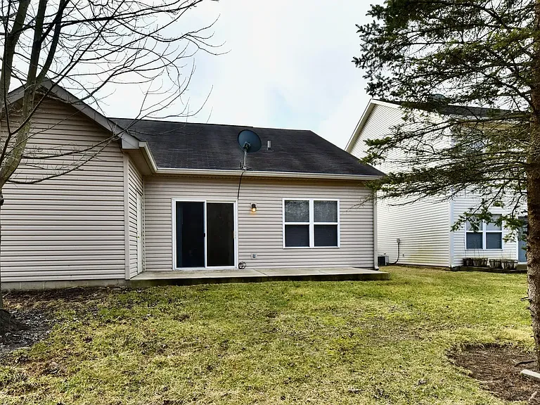 10416 Platinum Dr — Photo 35
